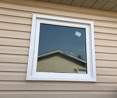 awning window15 advanced technology: our awning windows are manufactured with the most up-to-date technology to ensure quality and efficiency.